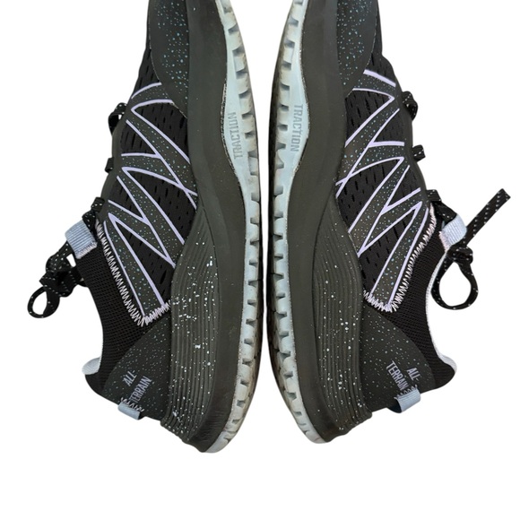 Women’s Avia Sneakers - Picture 6 of 10